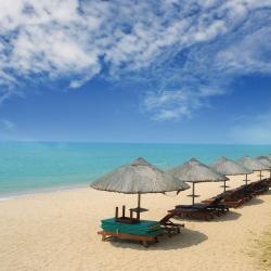 Санья 425 отелей