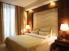 Волга Премиум Отель, отель с бассейном в Чебоксарах