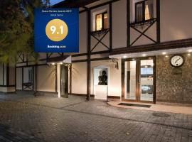 Отель Серовъ, отель рядом с аэропортом Аэропорт Симферополь - SIP в Симферополе