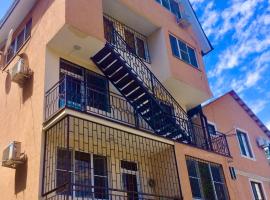 Отель у моря Розетта, отель в Сухуме