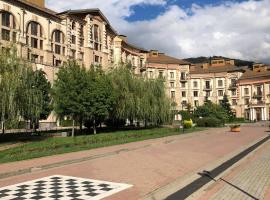ГОРКИ ГОРОД LUX APART, отель в Эстосадке