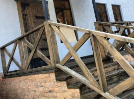 Гостиница Бурка, отель в городе Ksisyuryulgen, рядом находится Канатная дорога Эльбрус