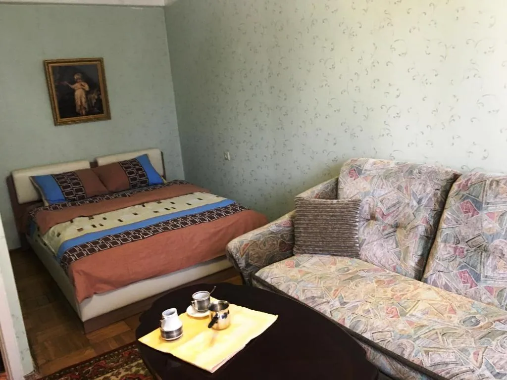 Uyut on Kasnoputilovskaya 121, Sankt Petersburg, Rusia
