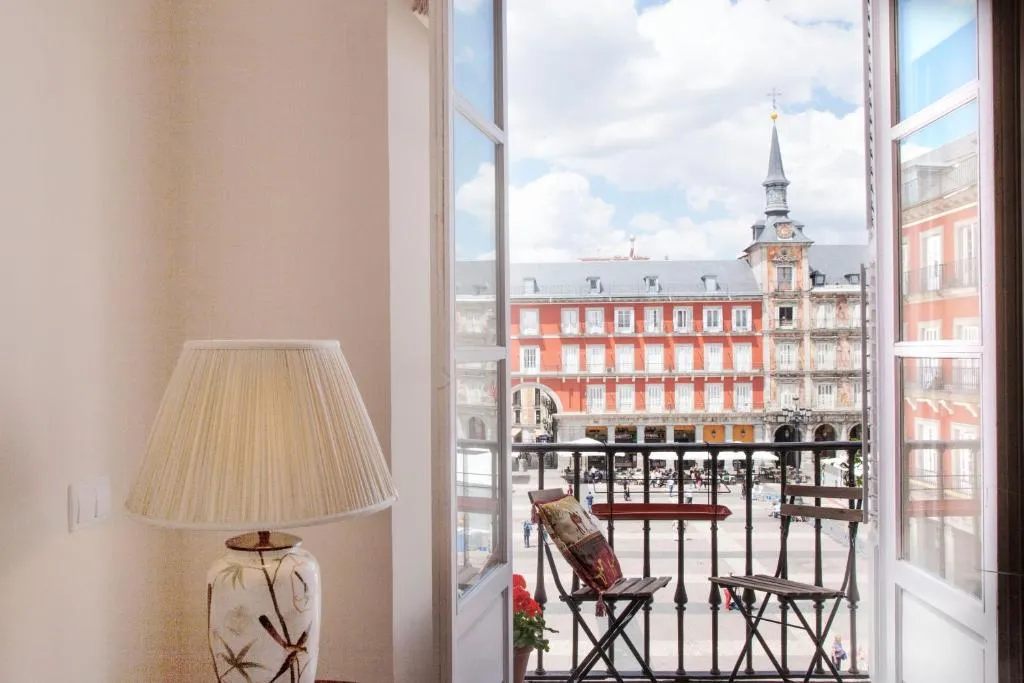 Charming view Plaza Mayor, Madrid, Spania
