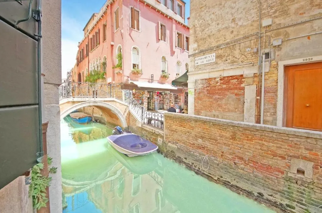 DolceVita N. 181, Venice, Italy