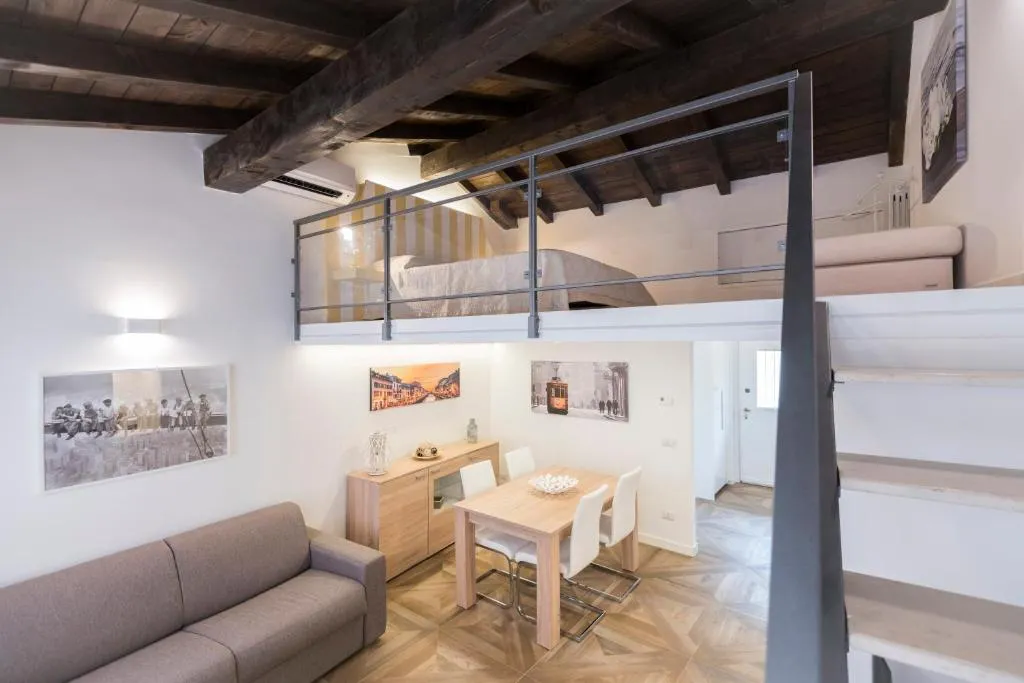 Luxury Apartment Milano Centro, Milano, Italia