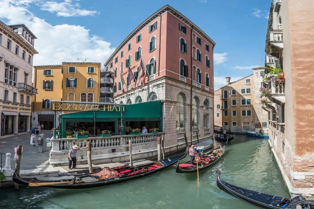 Hotel Bonvecchiati, Venice, Italy
