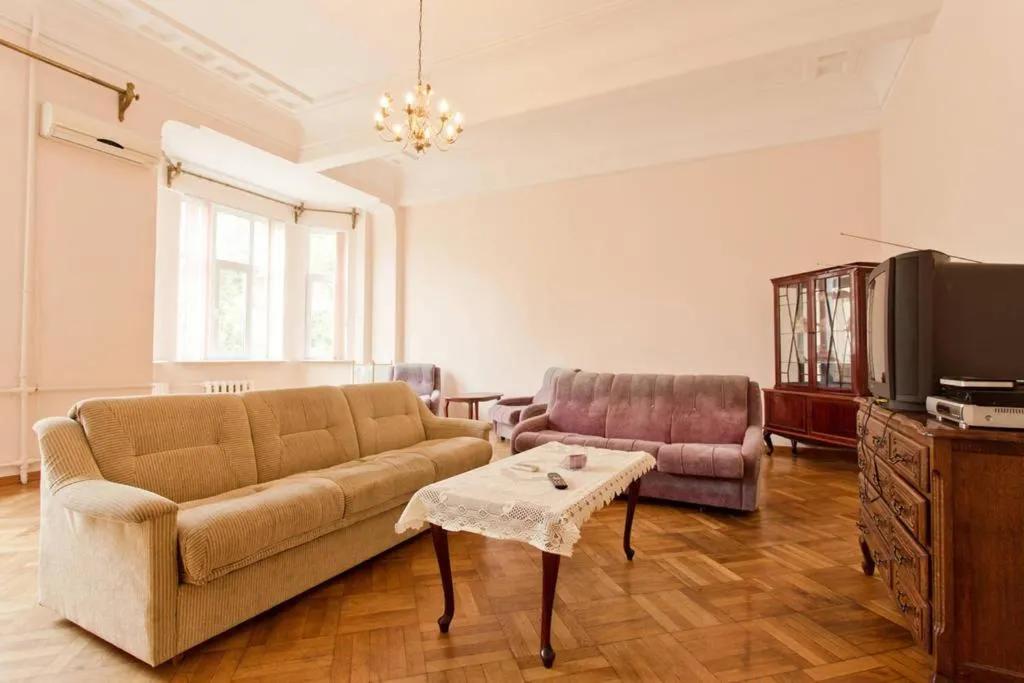 5 room apartment, Odesa, Ucraina
