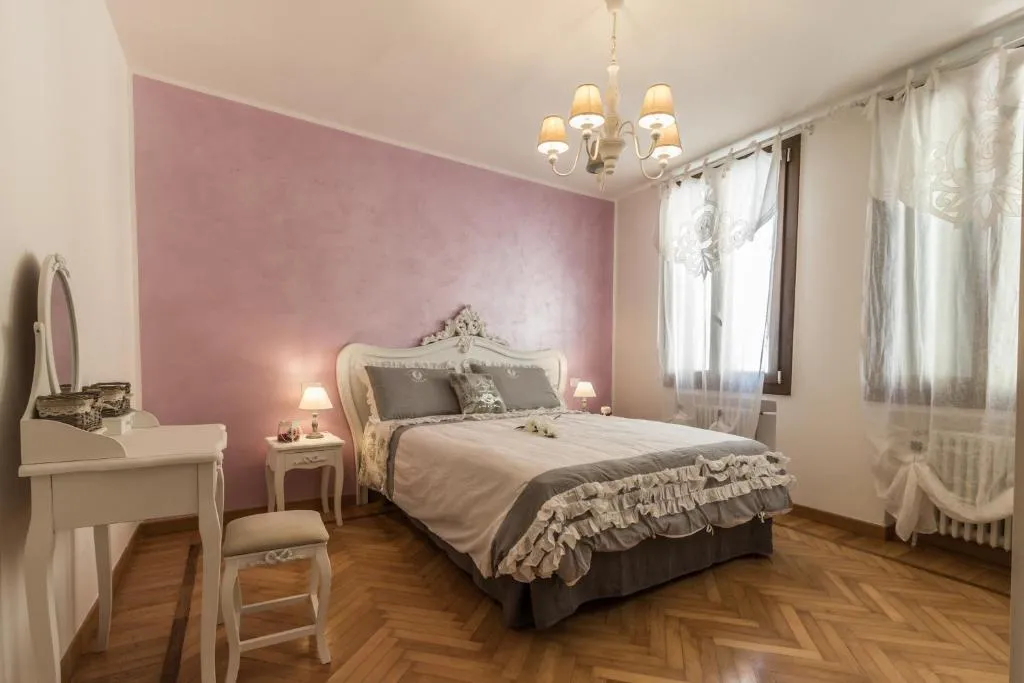 CASA DELL'ARTISTA, Veneția, Italia