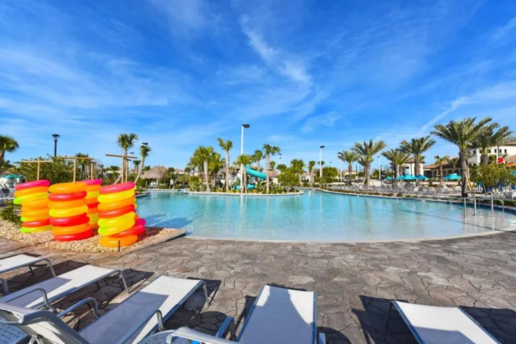 Moon Valley Villa #231058, Davenport, United States