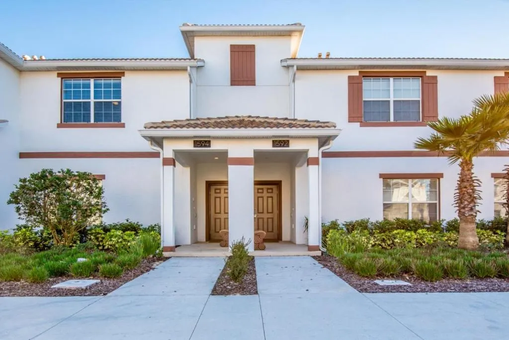 Moon Valley Townhome #230734 Townhouse, Davenport, United States