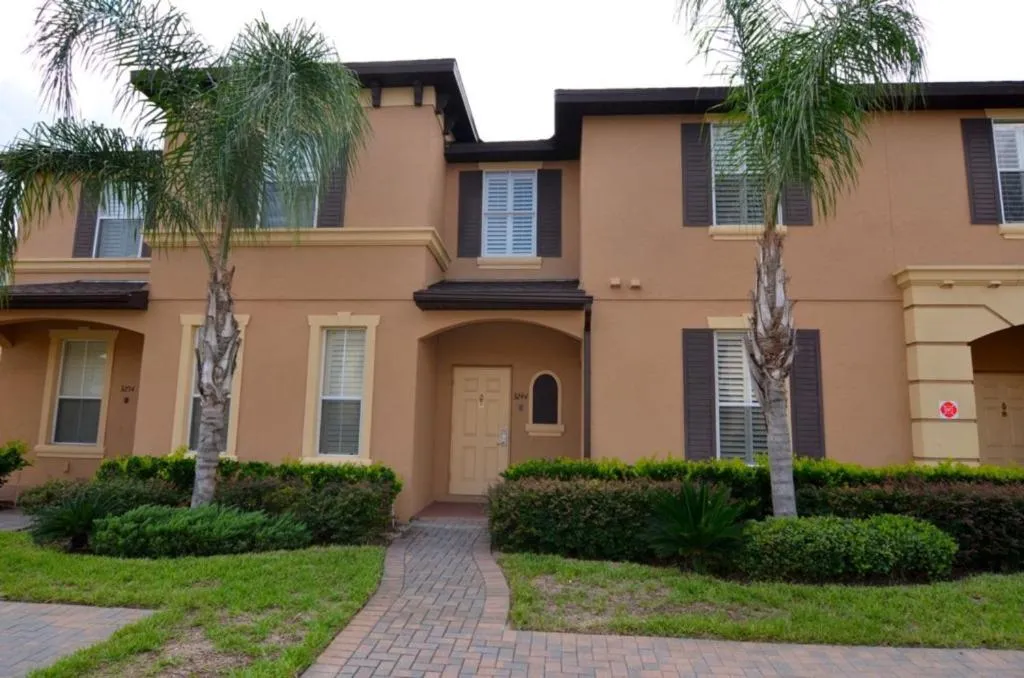Calabria Townhome #231725 Townhouse, Davenport, United States