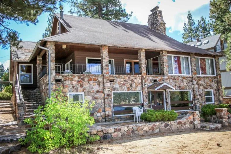 Midoriland Home, Big Bear Lake, Statele Unite ale Americii