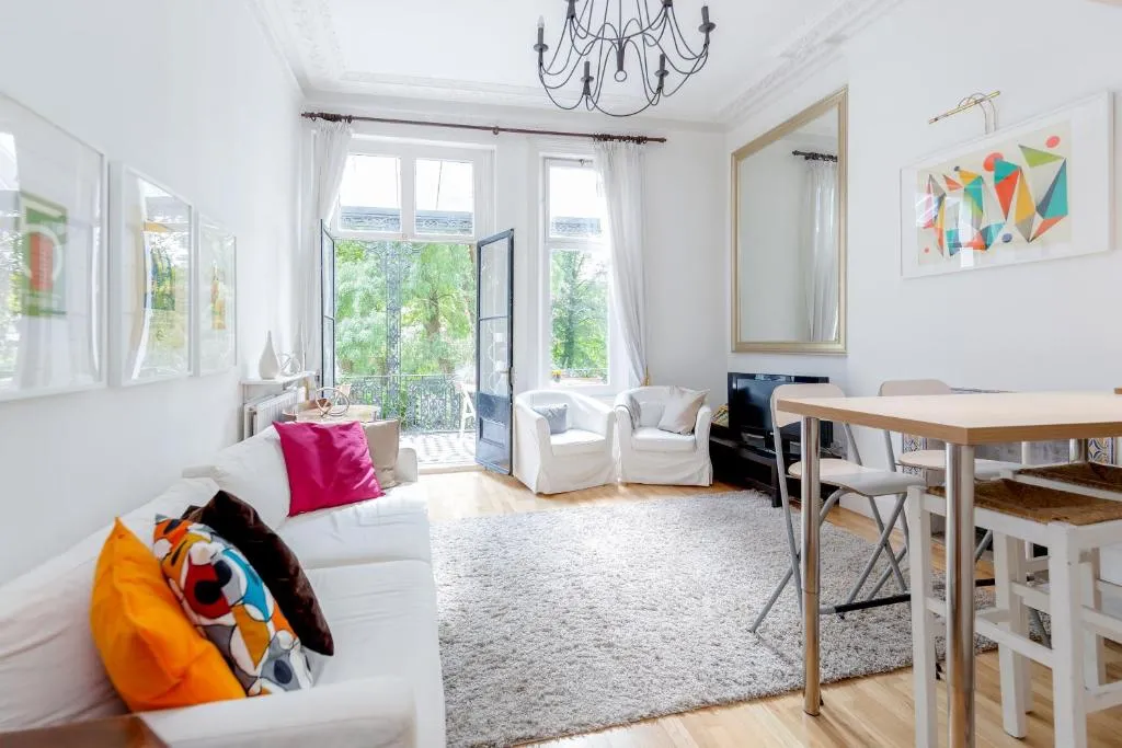 Earls Court Apartments by BaseToGo, Londra, Marea Britanie