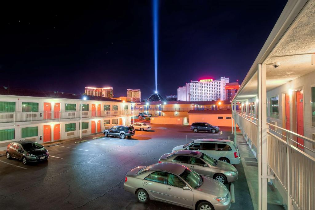 Motel 6-Las Vegas, NV - Tropicana