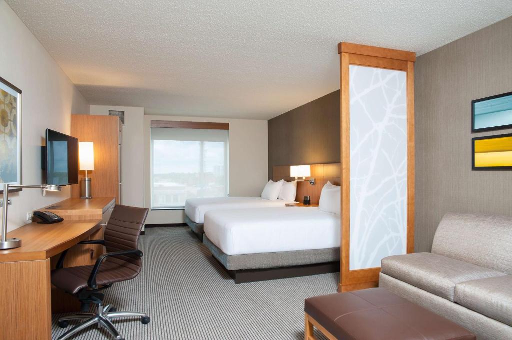A room at the Hyatt Place Champaign / Urbana.