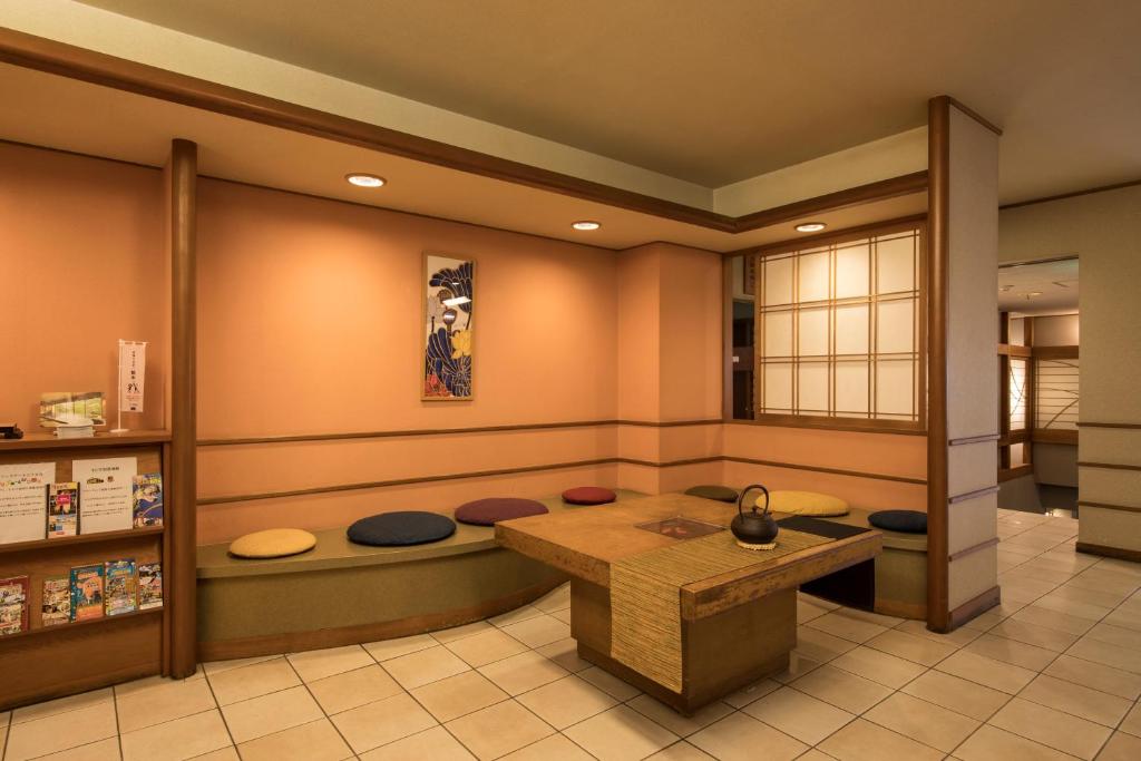 Hotel Shirakawa Yunokura thumbnail 4