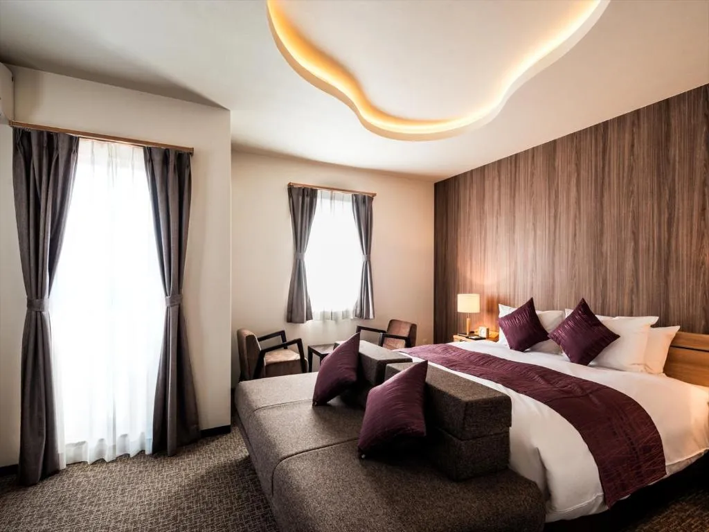 Kyoto Karasuma Oike Hotel grandereverie, Kyoto, Japan