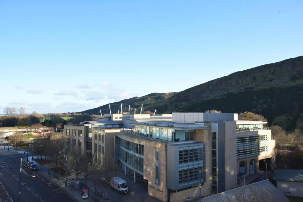 Holyrood Park - Carparking included!, Edinburgh, United Kingdom