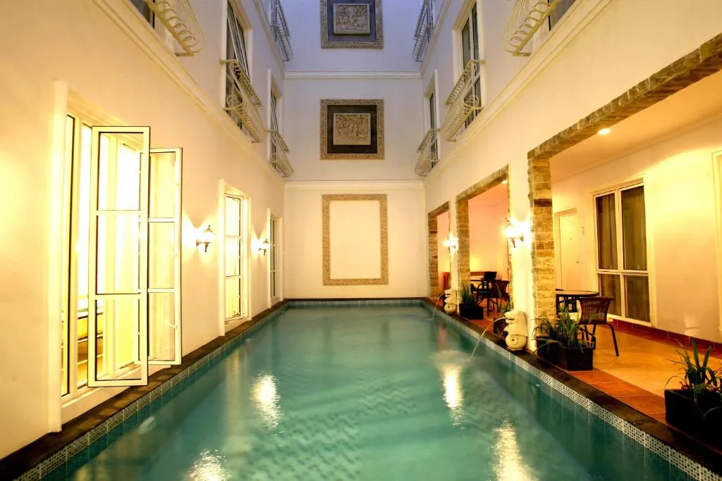 Sun Rise House, Jakarta, Indonezia