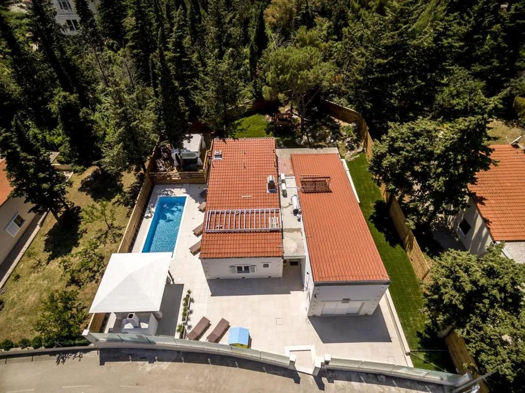 Luxury villa with a swimming pool Split - 13408, Split, Croatia