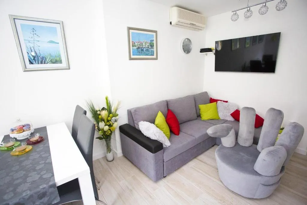 Apartments with WiFi Split - 13701, Split, Croatia