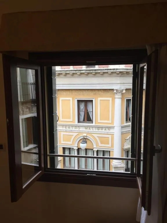 Guest House Al Milion, Venice, Italy