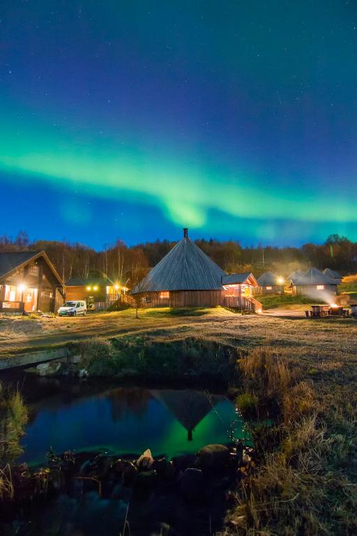 Vestvatn - Arctic Cabins*