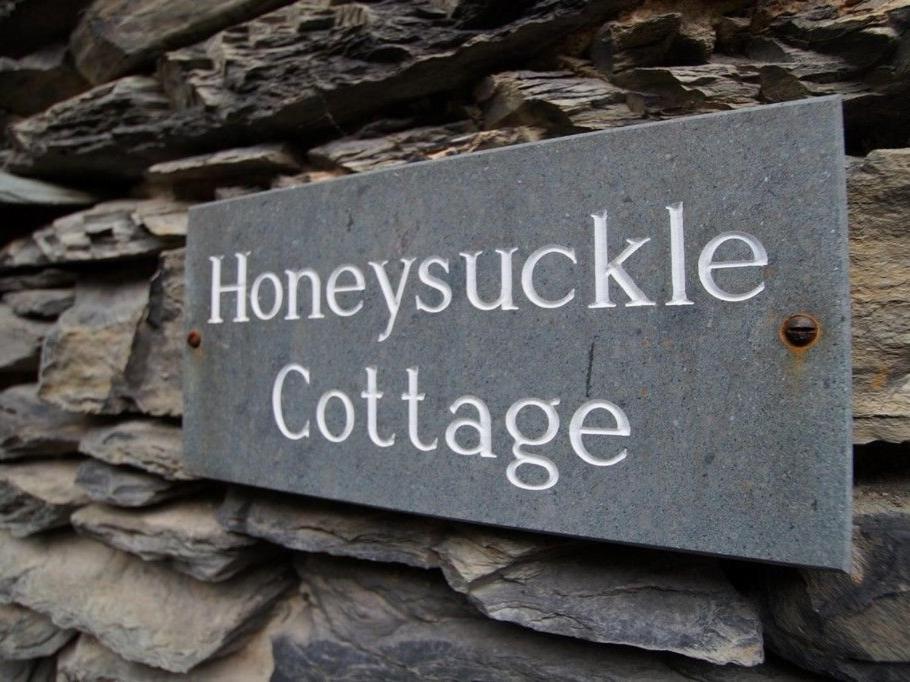 Honeysuckle Cottage, Craig Walk