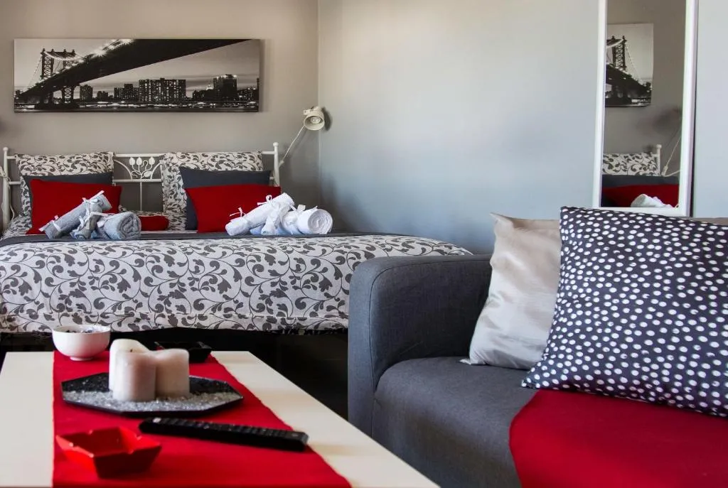 'Romeo & Juliet' Cozy Apartment With Breathtaking View, Atena, Grecia