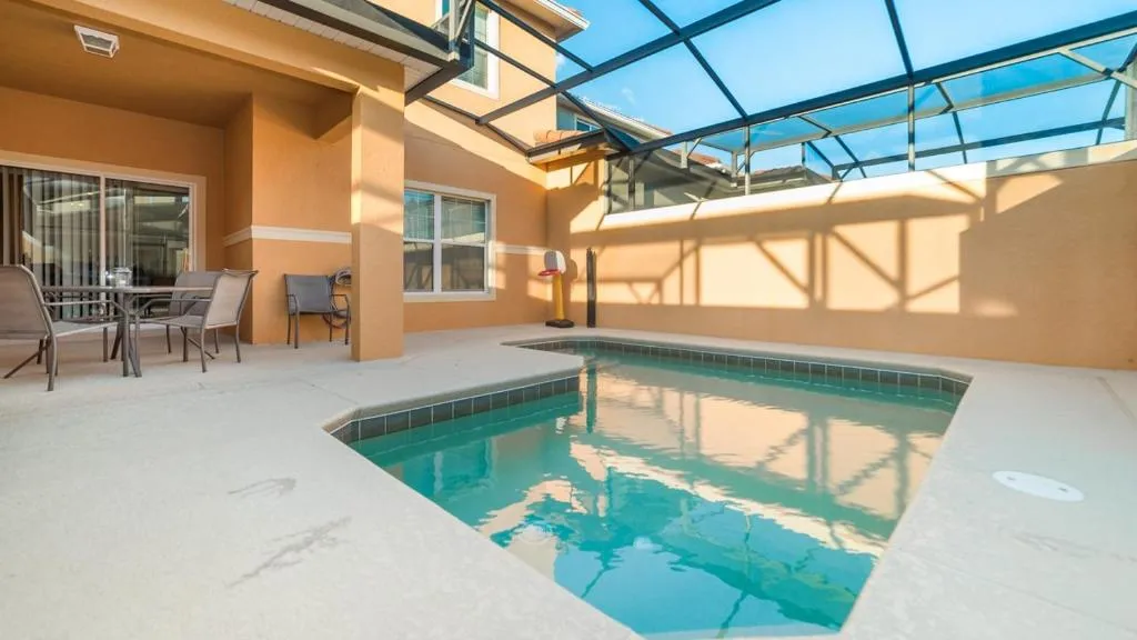 Cat Villa 8968, Kissimmee, Statele Unite ale Americii