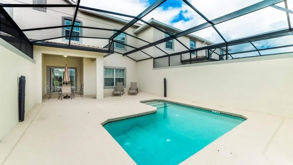Clock Villa 571, Kissimmee, Statele Unite ale Americii