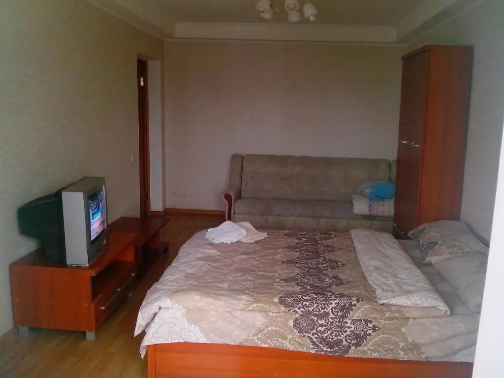 Homelike flat near the IEC on Levoberezhnaya, Kiev, Ukraine