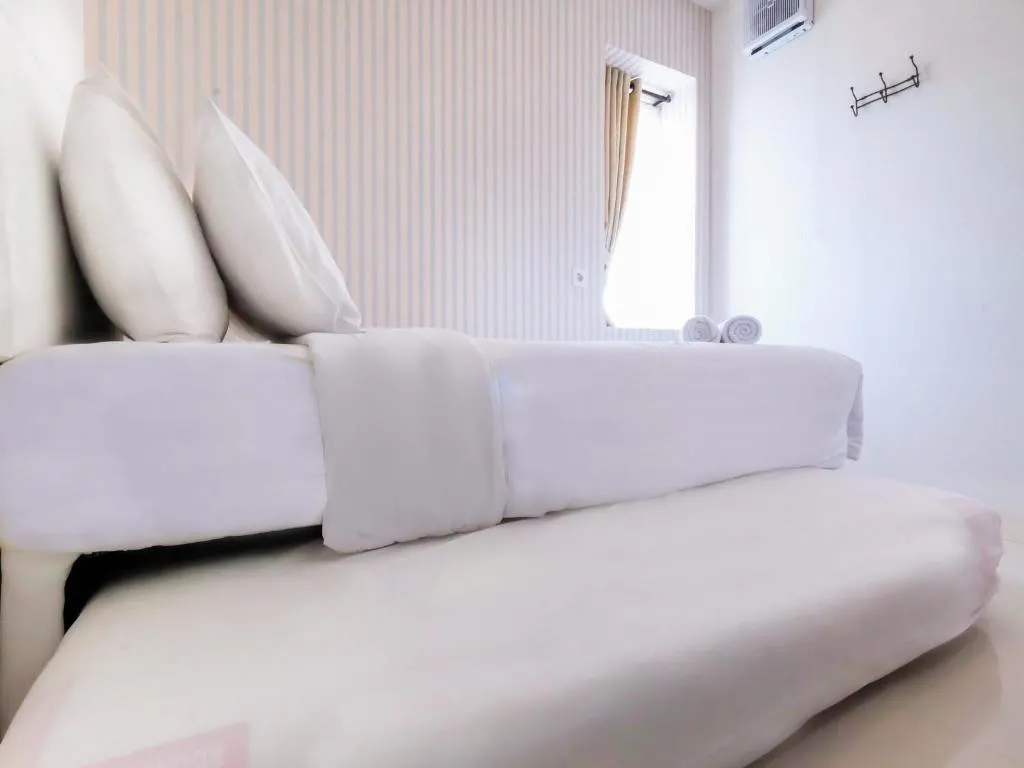 2 BR Bassura City Apartment with Mall Access By Travelio, Jakarta, Indonezia