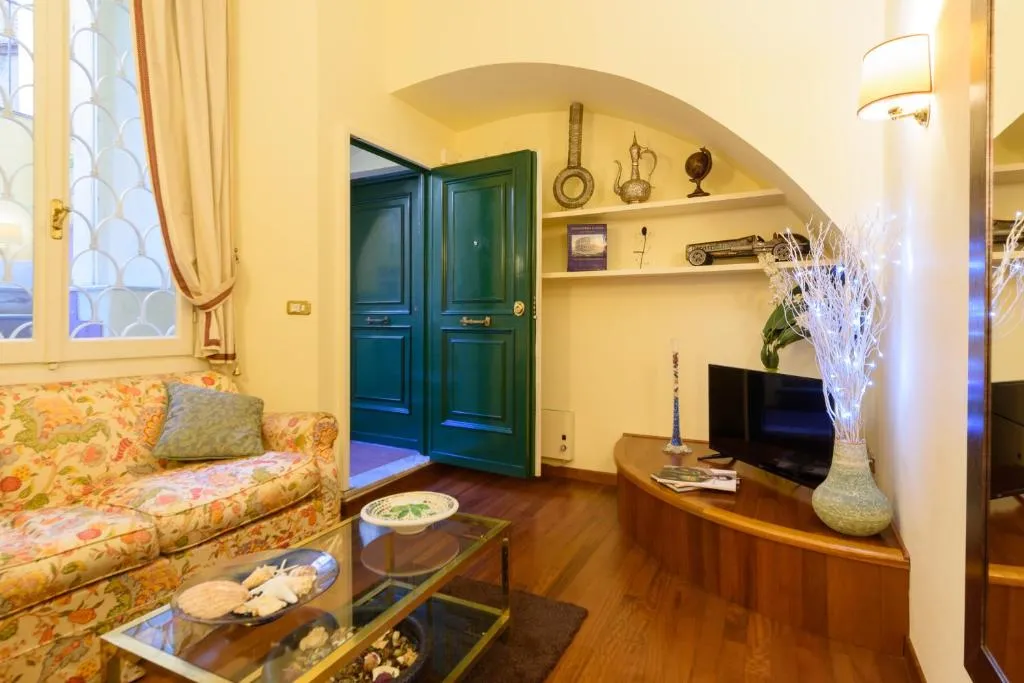 Apartment Margutta Center, Roma, Italy
