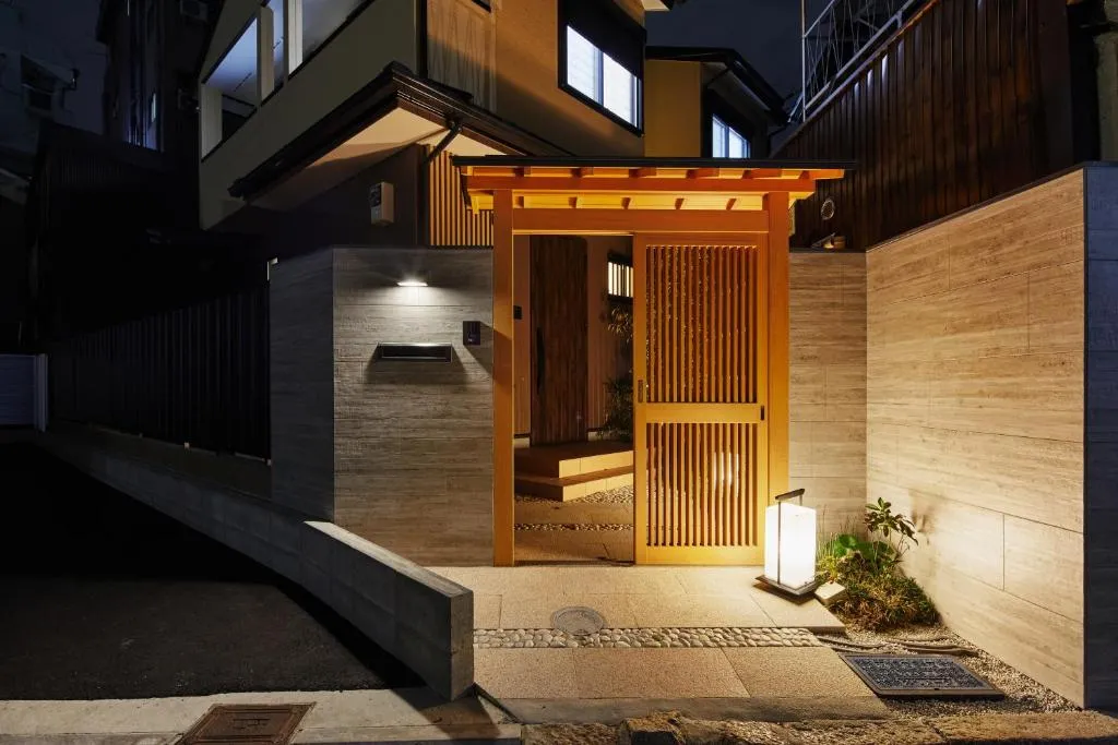 HANARE KYOTO Kyoto Villa Shichijo Higashiyama, Kyoto, Japan