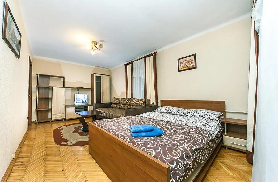 ЦЕНТР,1К КВАРТИРА М.КЛОВСКАЯ, Kiev, Ukraine