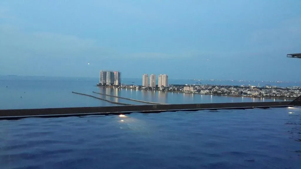 Robert's Condominium, Jakarta, Indonezia