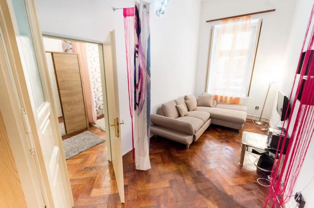 Butterfly Apartment near the DownTown, Budapesta, Ungaria