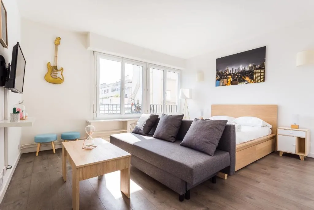 CMG Trocadéro/ Passy, Paris, Franţa