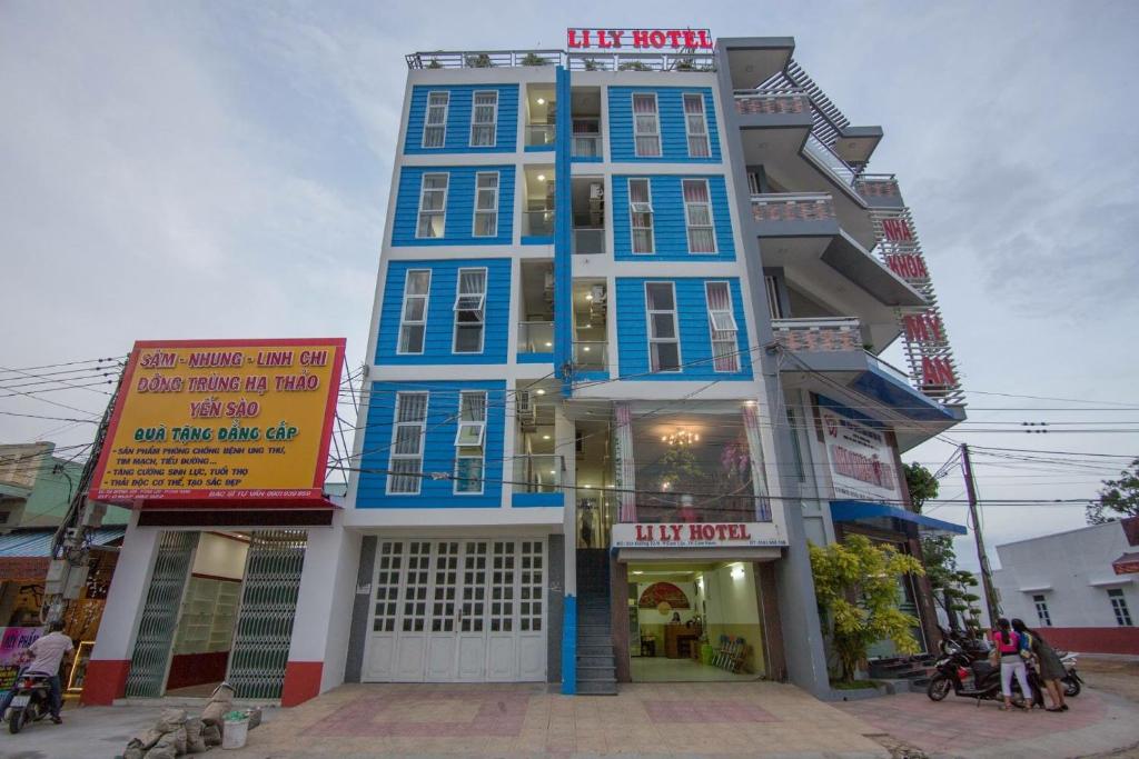 LiLy Hotel Cam Ranh