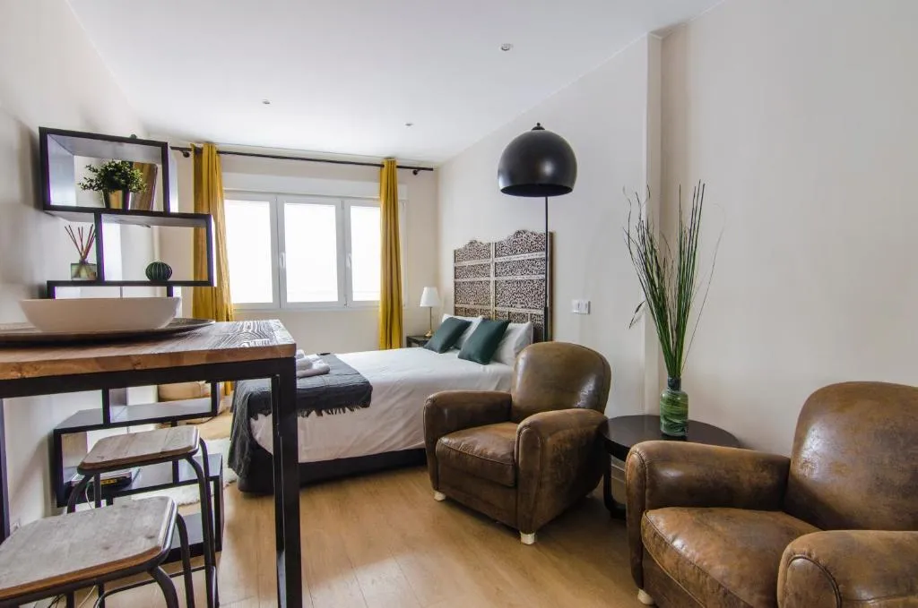 Apartment Plaza de Pedro Zerolo, 2, Madrid, Spania