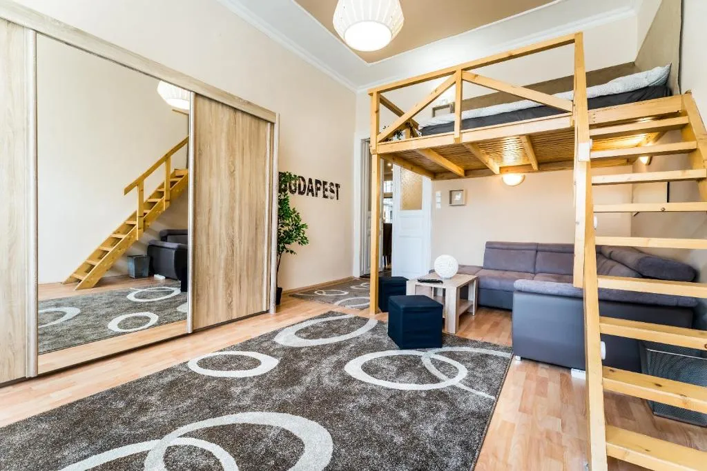 BpR A2 Downtown Comfy Apartment, Budapest, Hungary