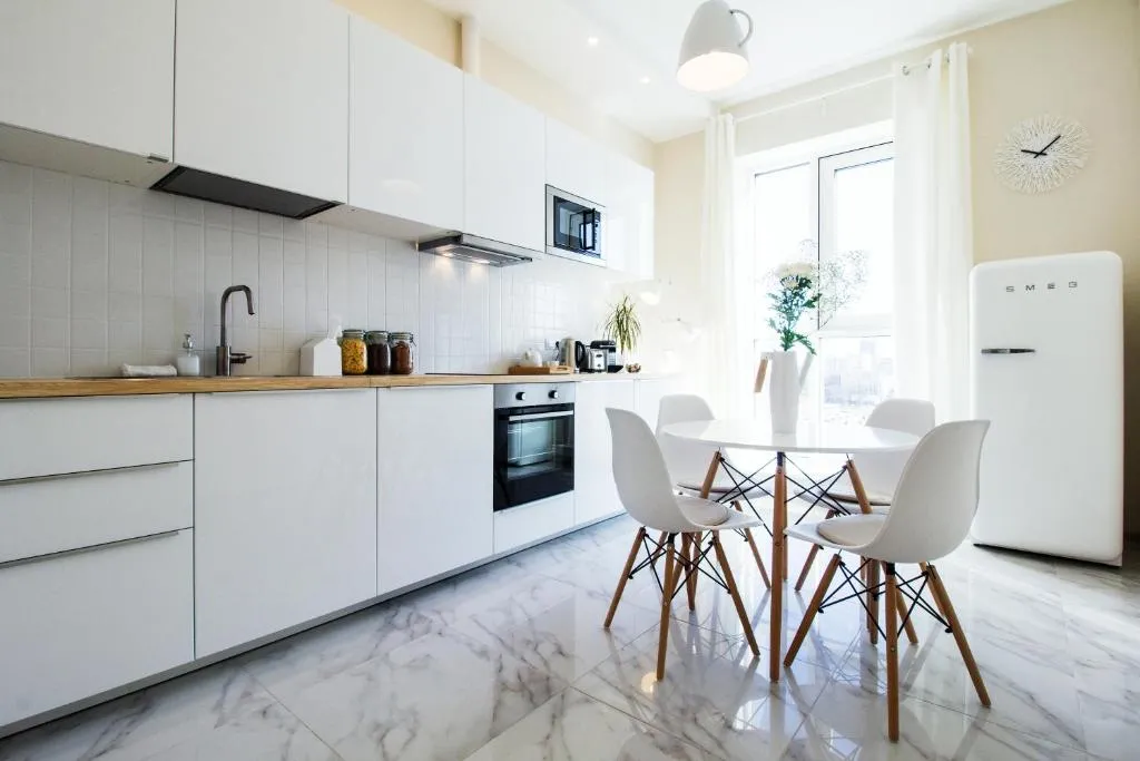 Cozy River and Park View Apartment, Kudrovo, Russia