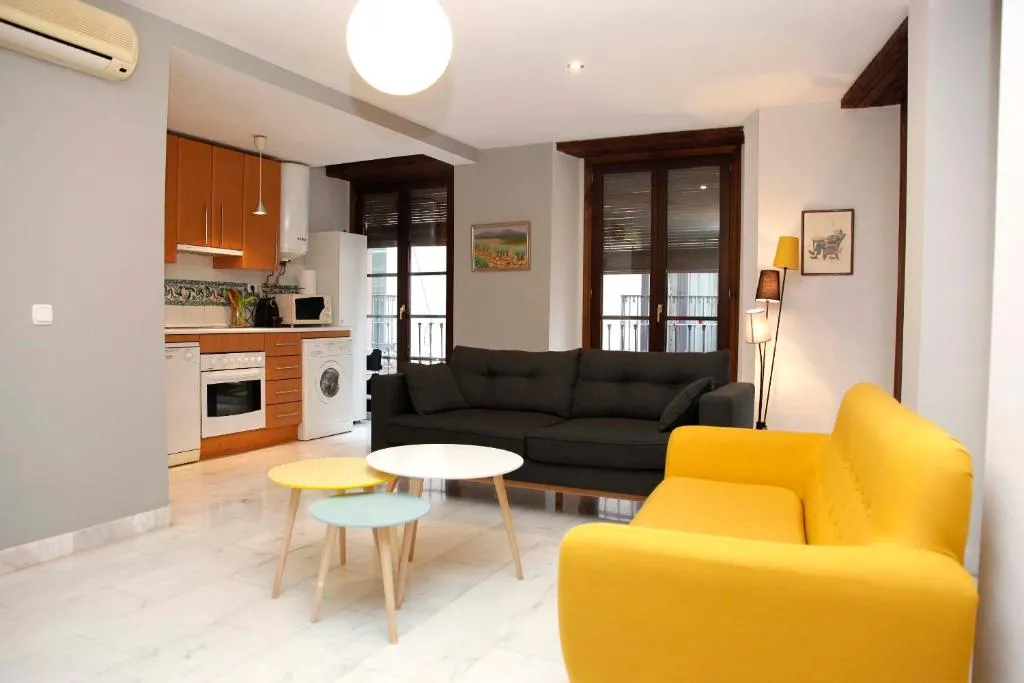Camas Roomalaga by Bossh! Apartments, Malaga, Spain