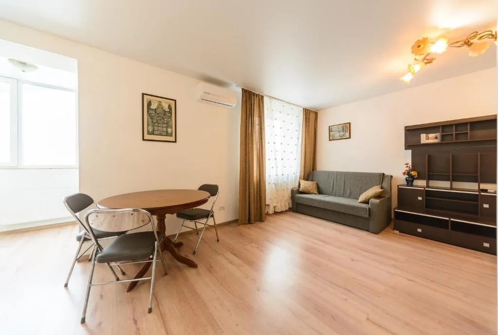 New appartment near Kyiv Airport, Kiev, Ucraina