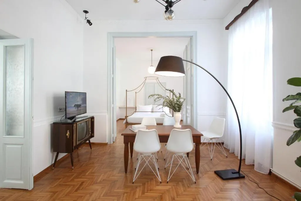 Live in Athens, THISEIO Historic House, Athens, Greece
