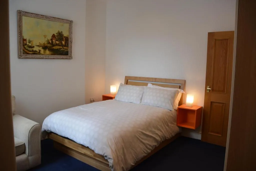 Cardiff Easy Parking. 2 Bed 10% off p/w. Penarth, Cardiff, Marea Britanie