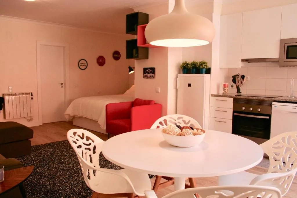 Newly Refurbished Modern Studio in Campo Grande, Amadora, Portugal