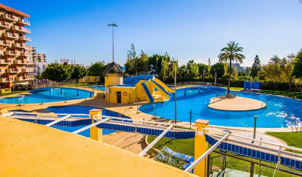 Minerva Apartamentos M237 - PISCINA ABIERTA - EXCELENTE CONEXIÓN WIFI, Malaga, Spain